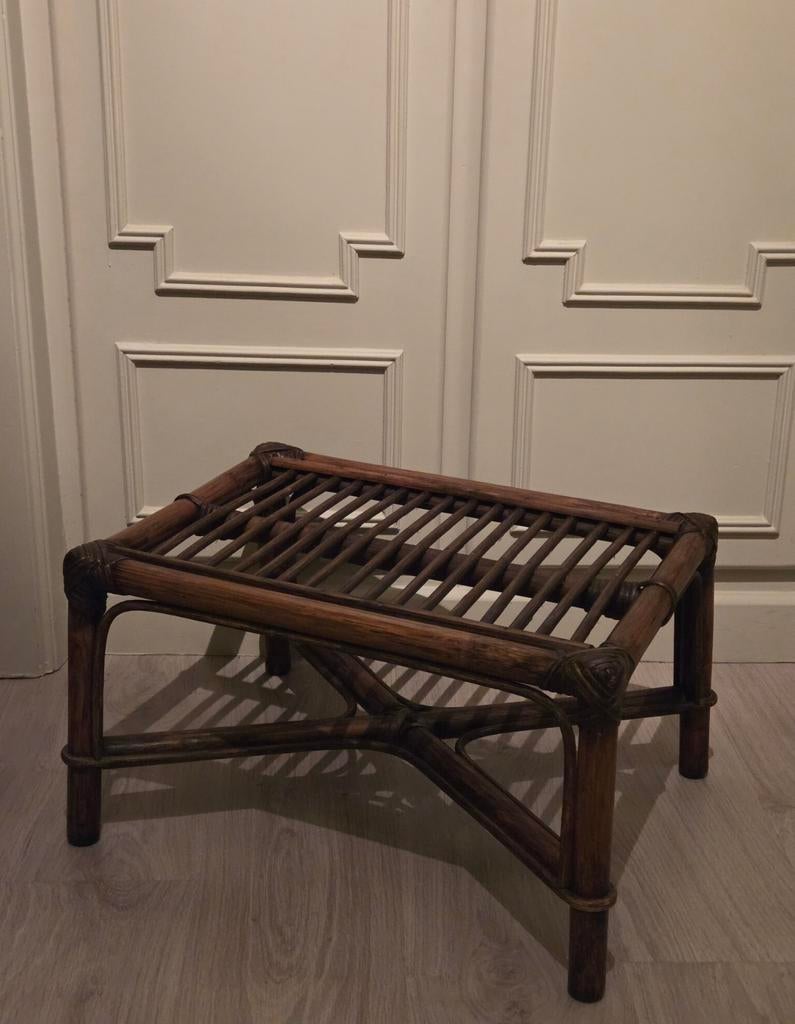VOETENBANKJE - ROTAN, Ophalen