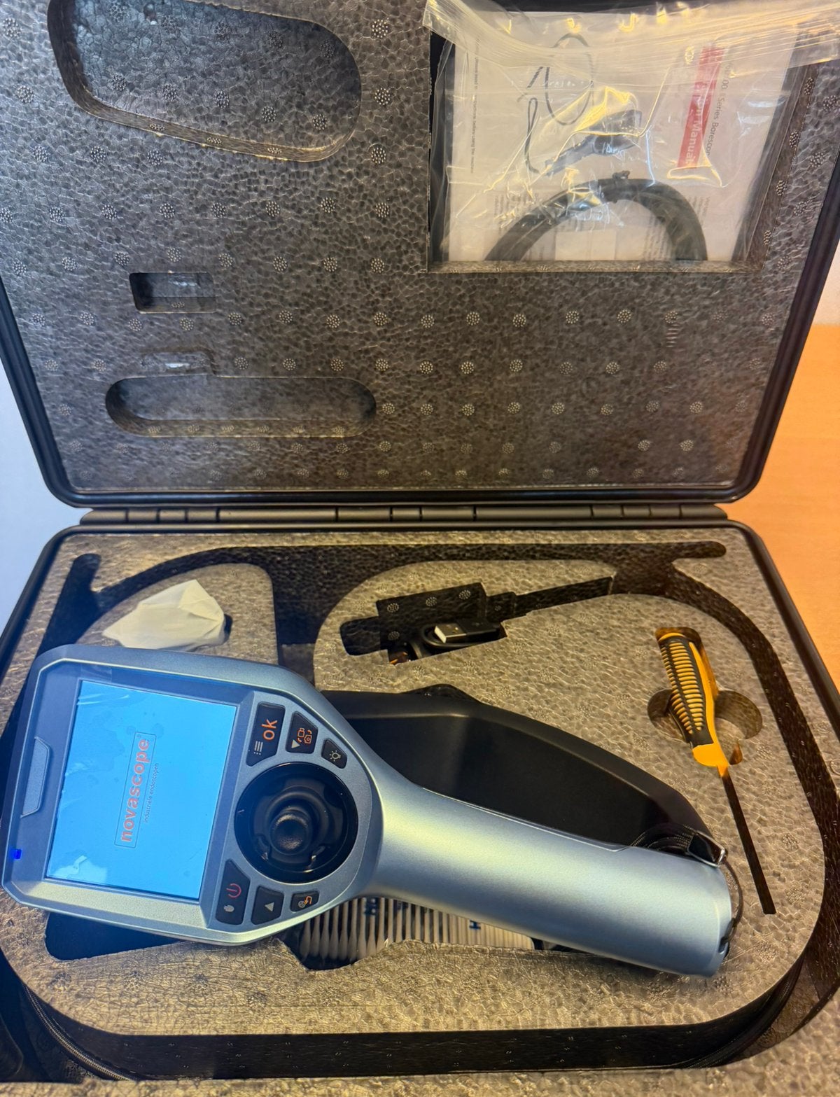 NOVASCOPE VIDEO ENDOSCOOP V601000, Autos : Divers, Outils de voiture, Enlèvement, Neuf