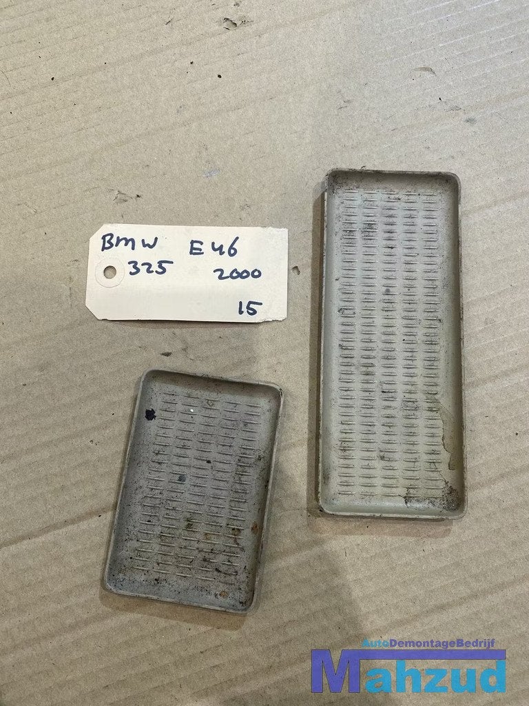 BMW 3 SERIE E46 Dashboard opbergbakmat matjes, Petuelring 130
80788  Munich, DE, Gebruikt, Info@bmw.de, BMW