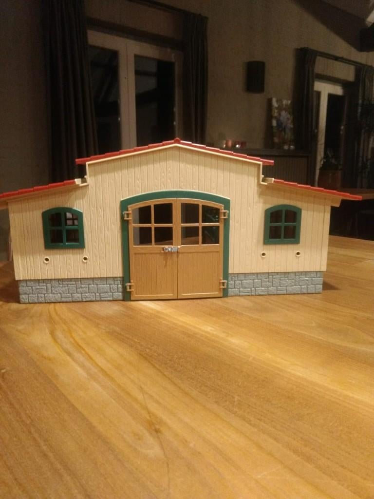 Mooie Schleich stal, Kinderen en Baby's, Ophalen of Verzenden, Gebruikt, Jongen of Meisje
