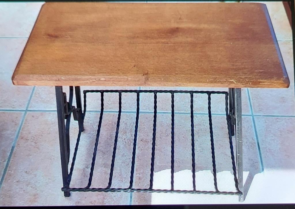 Petite table 25cm de large sur 50cmde long bois et fer forg, Enlèvement ou Envoi, Bois
