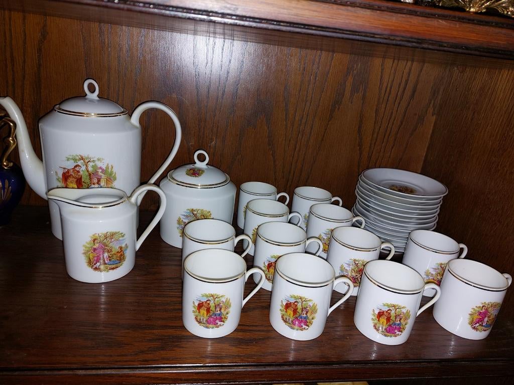 Service porcelaine de Limoges décor amoureux, Enlèvement