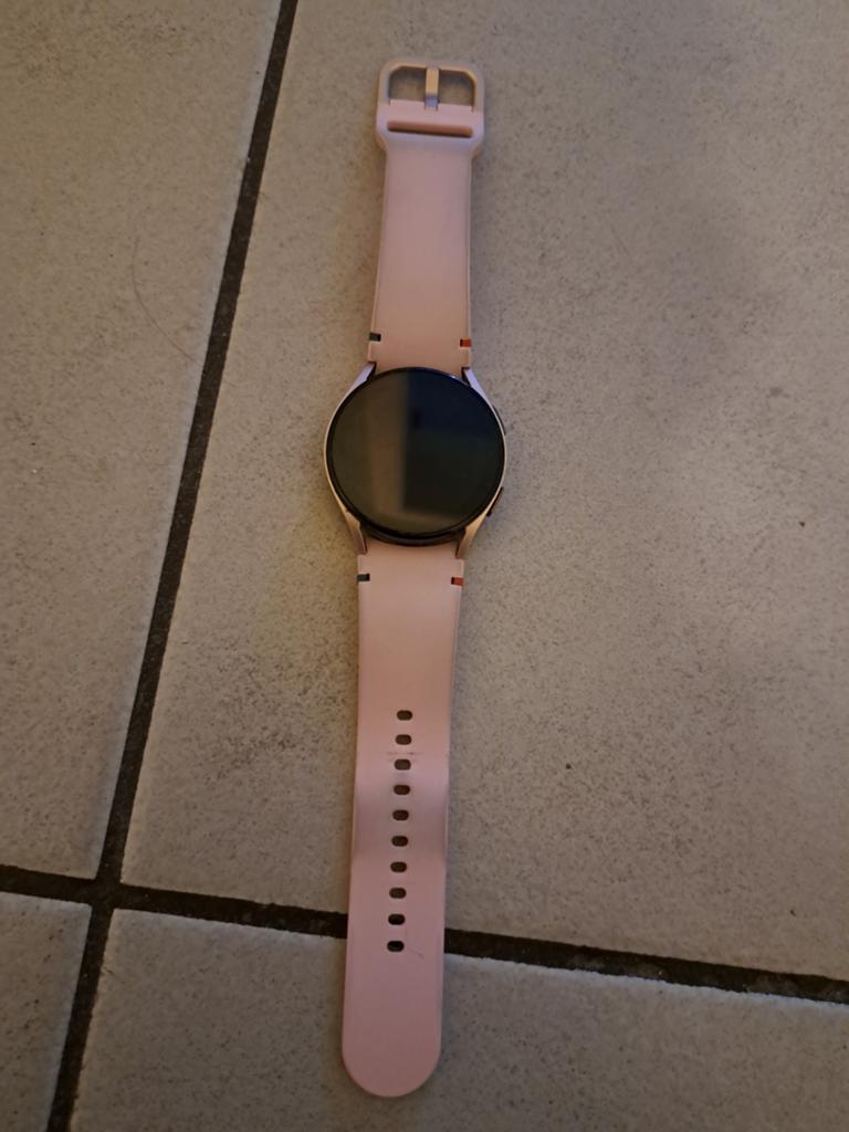 Smartwatch van Samsung, Bijoux, Sacs & Beauté, Montres connectées, Rose, Enlèvement
