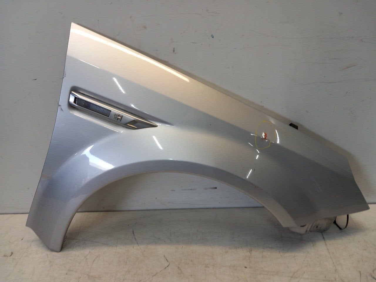 Spatbord rechts voor Opel Tigra, Onderdelen@venauto.nl, Van der Ven Autorecycling B.V., Ettenseweg 76, 4706 PB Roosendaal, The Netherlands