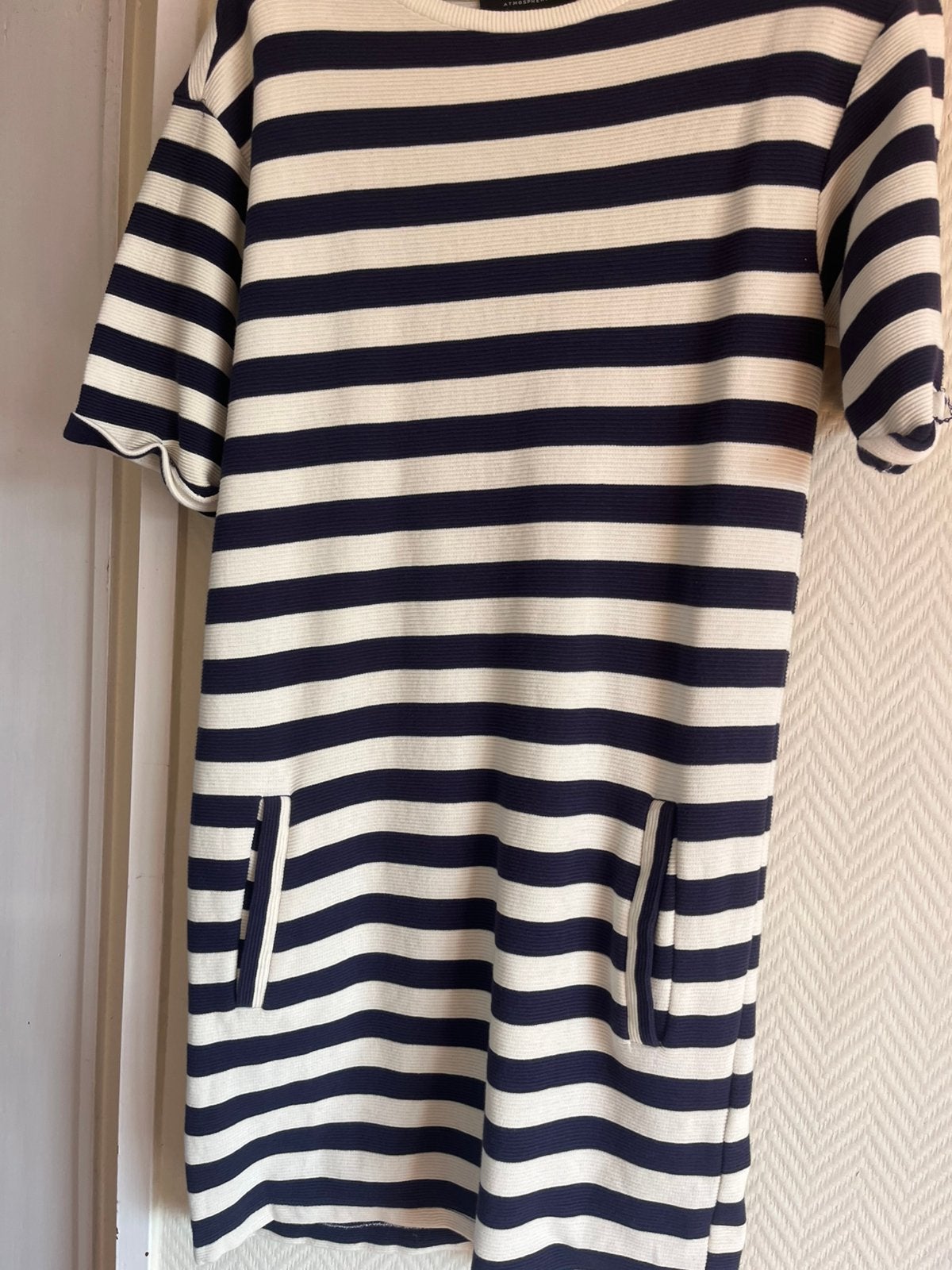 Robe rayée écru/bleu pour femme. Taille 38, Enlèvement ou Envoi, Comme neuf, Taille 38/40 (M), Bleu