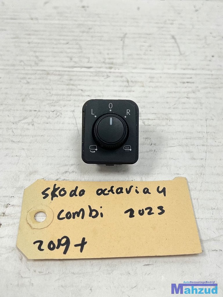 SKODA OCTAVIA 4 Spiegel schakelaar 565959565A 2019+, Tr. Vaclava Klementa 869
293 01  Mlada Boleslav, CZ, Skoda, Skoda Auto a.s.