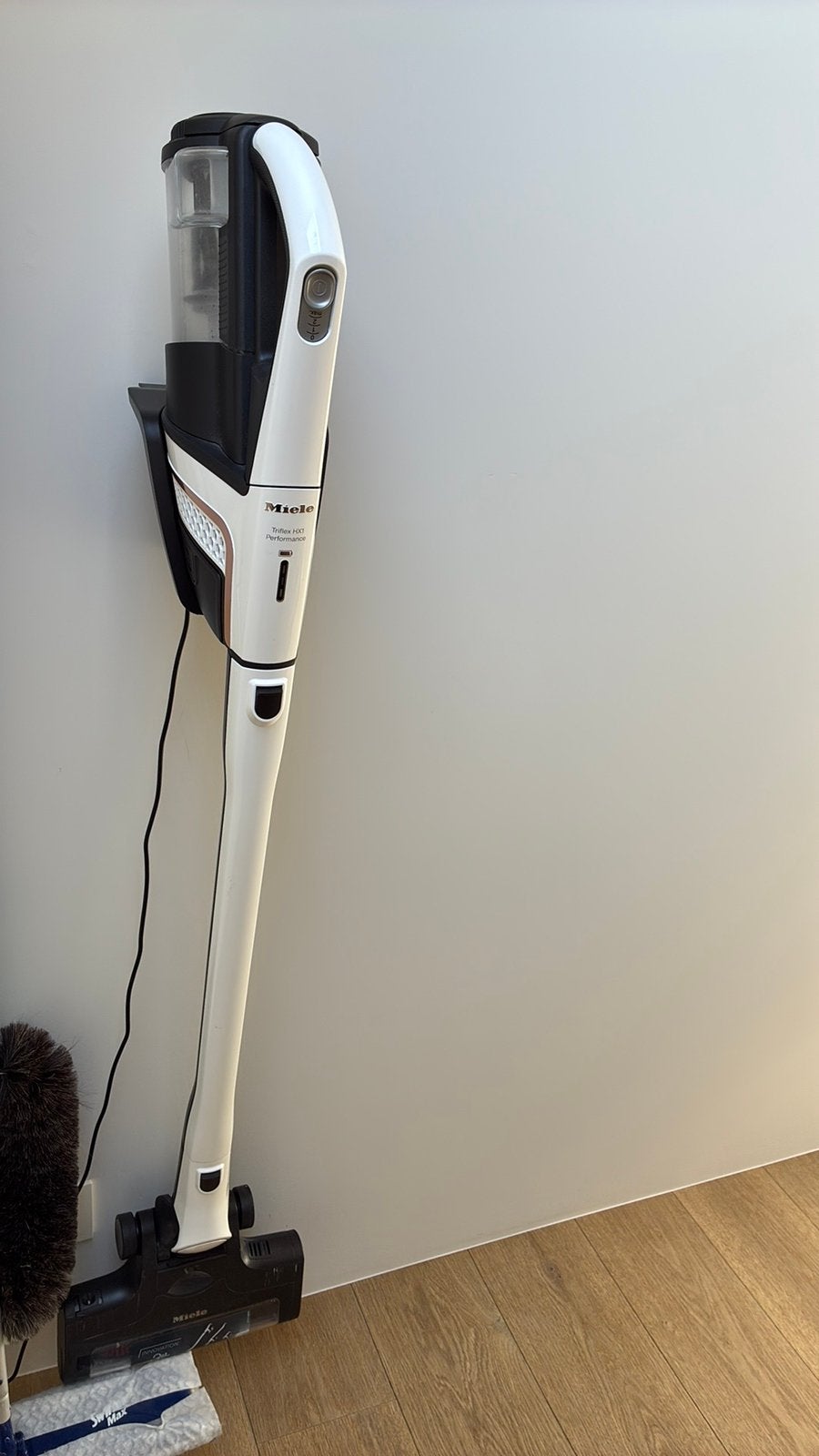 Stofzuiger, Elektronische apparatuur, Ophalen, Zo goed als nieuw, Draadloos, Miele