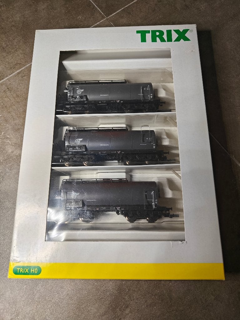 TRIX 23808 VTG Ketelwagen set, Hobby en Vrije tijd, Modeltreinen | H0, Gelijkstroom, Trix, Wagon, Ophalen of Verzenden