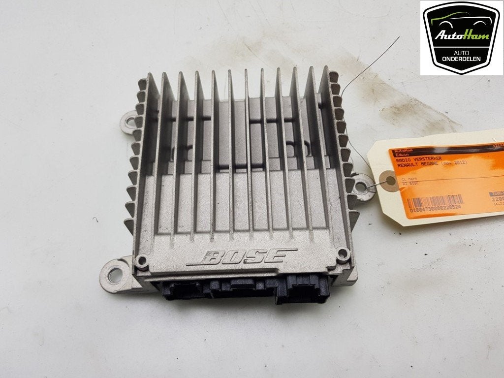 AUDIO VERSTERKER Megane III Grandtour (KZ) (|280639878R|), Gebruikt, Renault