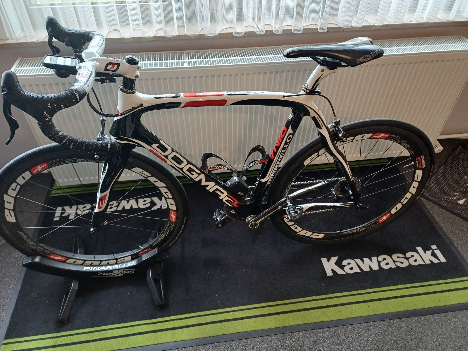 Pinarello dogma 2, Ophalen, Carbon