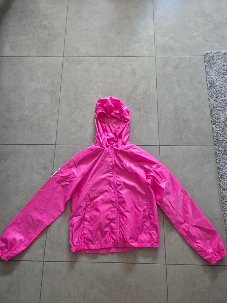 Calvin klein jeans regenjas meisjes
Nieuw, Kinderen en Baby's, Meisje, Nieuw, Jas, Calvin klein jeans