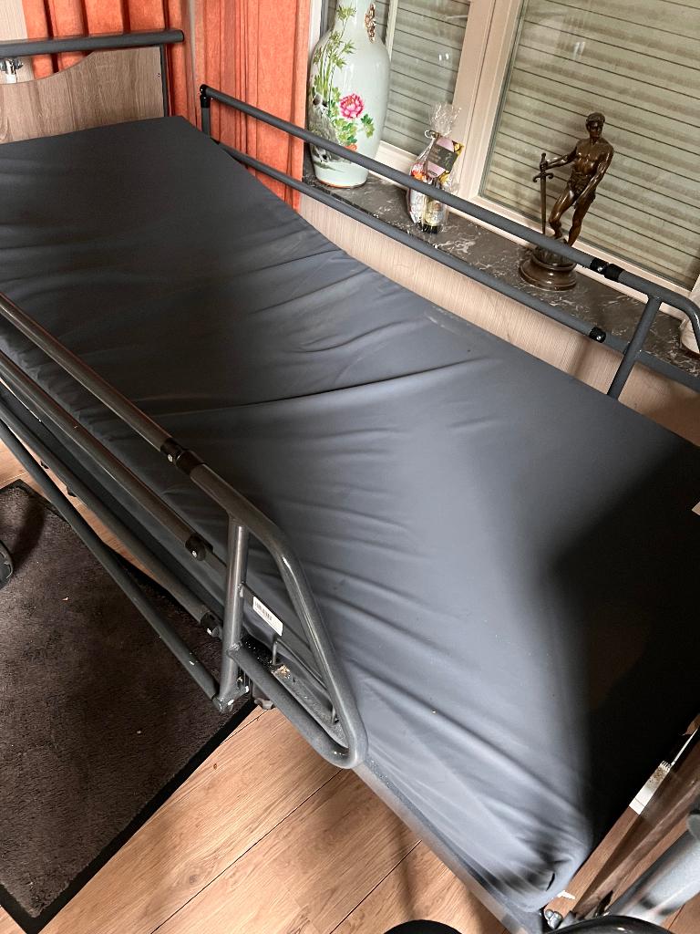 Waterdichte 1 persoon Matras, Huis en Inrichting, Slaapkamer | Matrassen en Bedbodems, Ophalen, 90 cm, Eenpersoons, Zo goed als nieuw