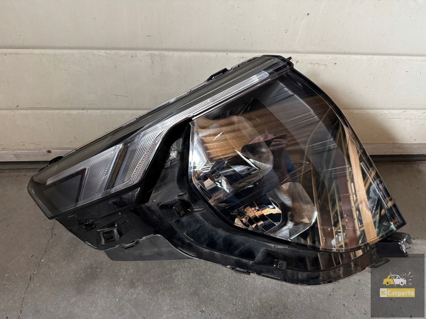 R2X613E014AE, FORD TRANSIT COURIER III MK3 2024 RECHTS VOORL, Gebruikt, Info@ford.com, Ford, Ford Motor Company