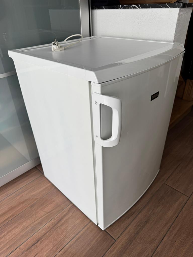 Frigo., Elektronische apparatuur, Vriezers en Diepvrieskisten, Ophalen, Zo goed als nieuw