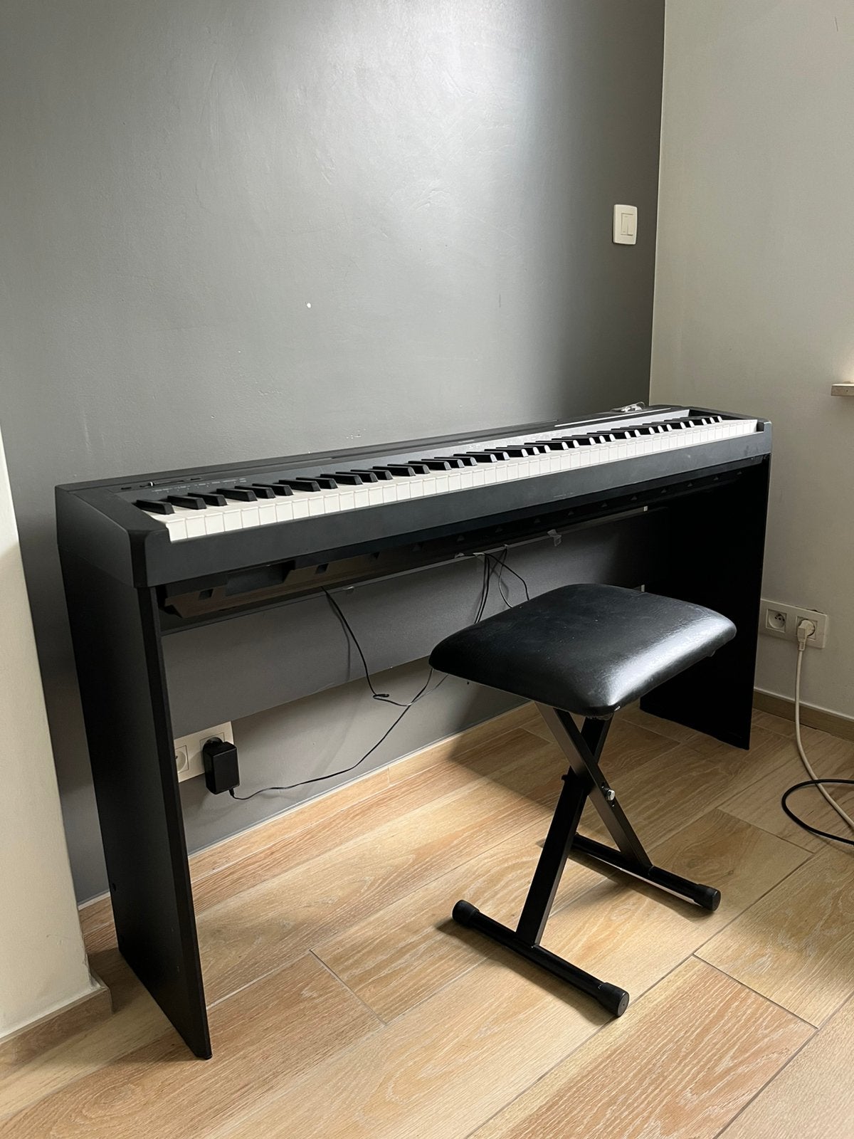 Piano numérique YAMAHA P-45, Ophalen, Gebruikt, Zwart, Digitaal
