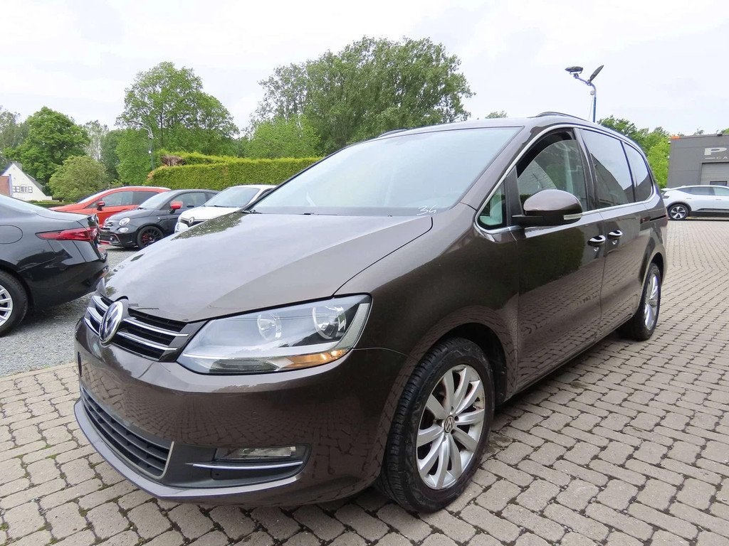 Volkswagen Sharan Sharan 2.0 TDi SCR Highline (bj 2016), Gebruikt, 4 cilinders, Bedrijf, 5 deurs