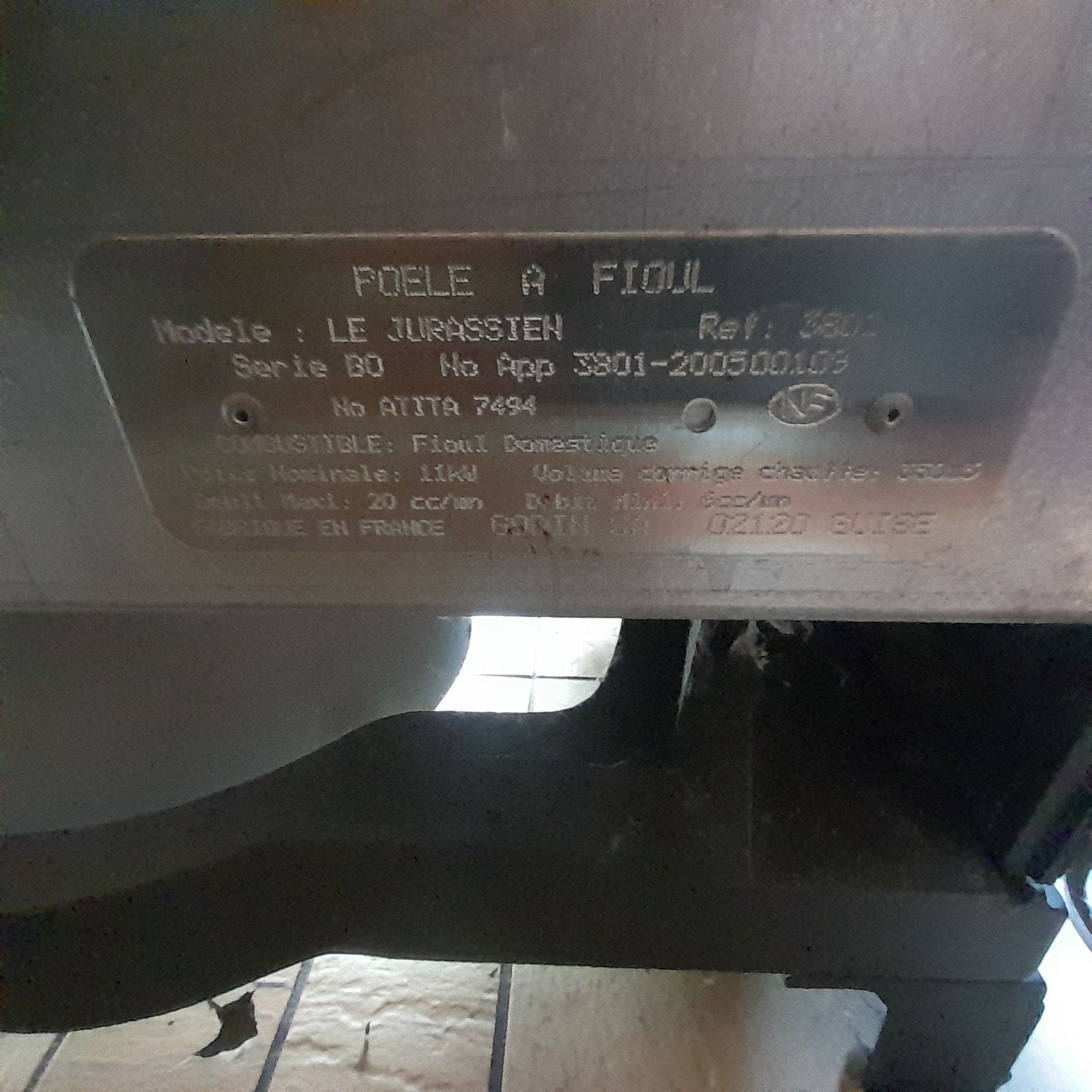 Poêle a mazout + cuve, Bricolage & Construction, Enlèvement, Poêle