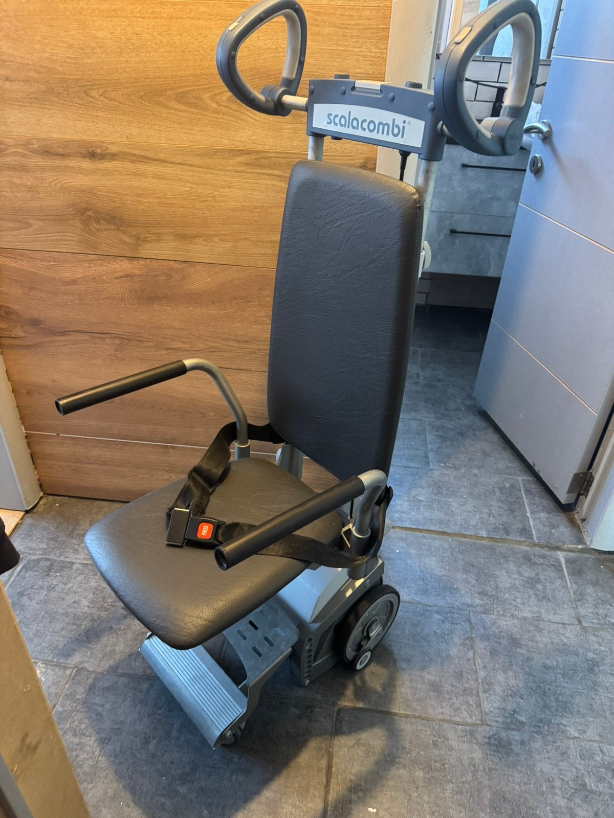 scalacombi mobiele trappenklimmer taraplift, Diversen, Trapliften, Ophalen of Verzenden, Zo goed als nieuw