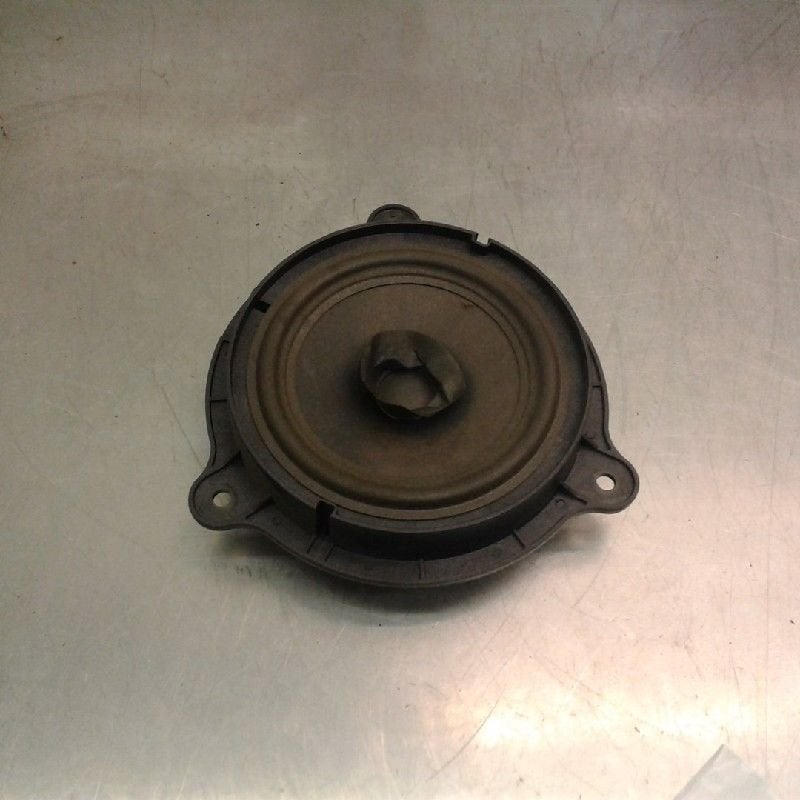 LUIDSPREKER Nissan Primera Wagon (W12) (01-2002/12-2007), Gebruikt, Nissan