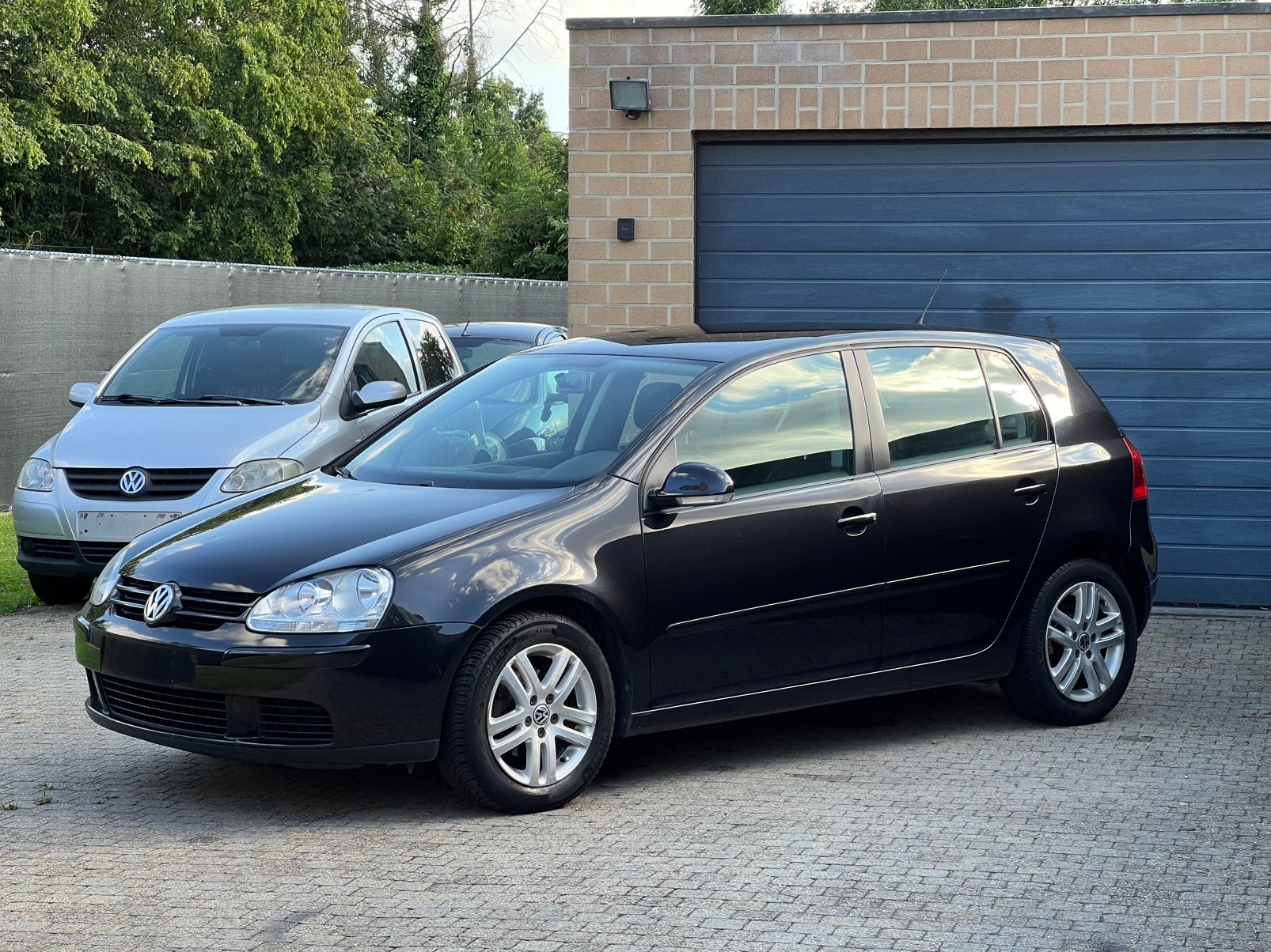 Volkswagen Golf 5 1.4fsi Airco CruiseControle Onderhoudsboek, Auto's, Volkswagen, Voorwielaandrijving, Stof, Zwart, 4 cilinders