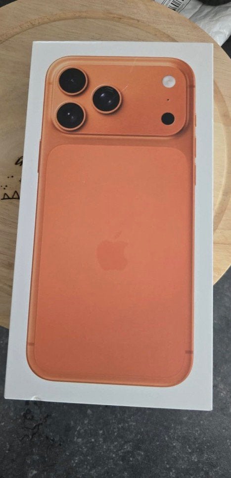 Iphone 17 pro max orange 256go, Enlèvement, Comme neuf, IPhone 17, Orange