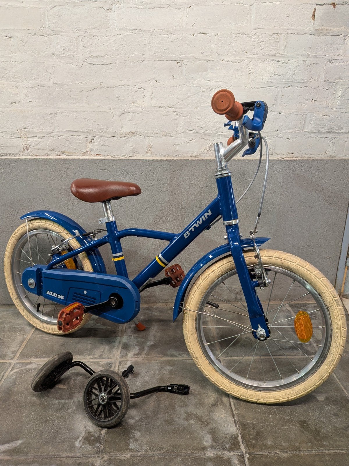 kinderfiets btwin (decathlon) city 900, 4-6 jaar + steunwiel, Vélos & Vélomoteurs, Frein sur jante, Stabilisateurs, 16 à 20 pouces