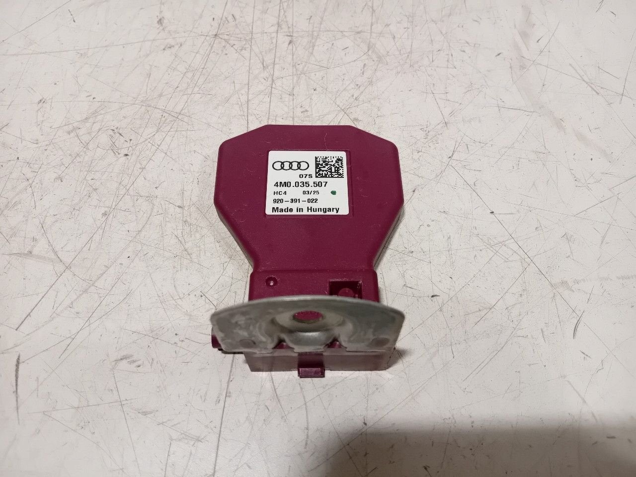 Antenne versterker Audi Q8, Auto diversen, Autoradio's, Ophalen of Verzenden