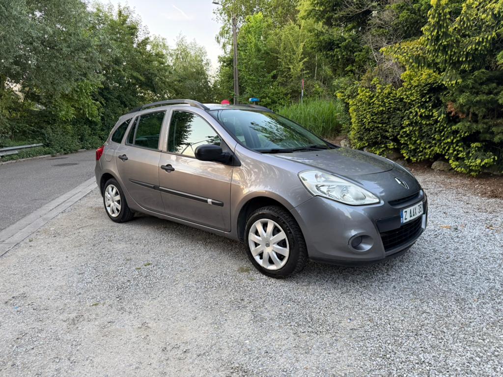Renault Clio 3 1.2 ESSENCE, Achat, Entreprise, Boîte manuelle, 5 portes