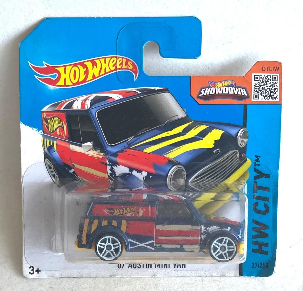 Mini Van blauw 27/250 #10/10 city Art Cars Hot Wheels., Hobby en Vrije tijd, Modelauto's | Overige schalen, Zo goed als nieuw