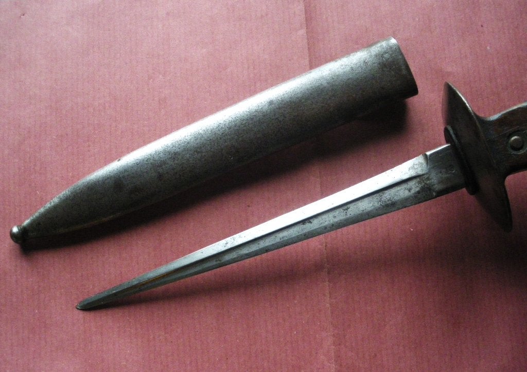 Couteau nettoyeur de tranchée 1917 poignard belge de l' Yser, Verzamelen, Militaria | Algemeen, Landmacht, Mes of Dolk, Verzenden