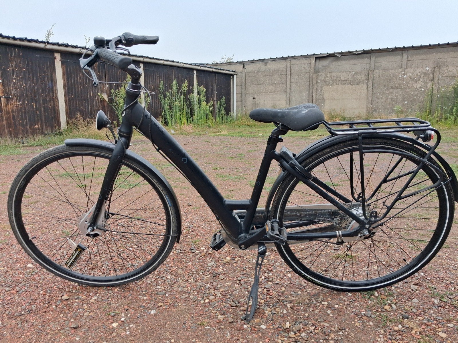 28 inch met lage kader (45 cm = goed voor 11/12  jarigen), Gebruikt, Versnellingen, Giant, Trommelrem