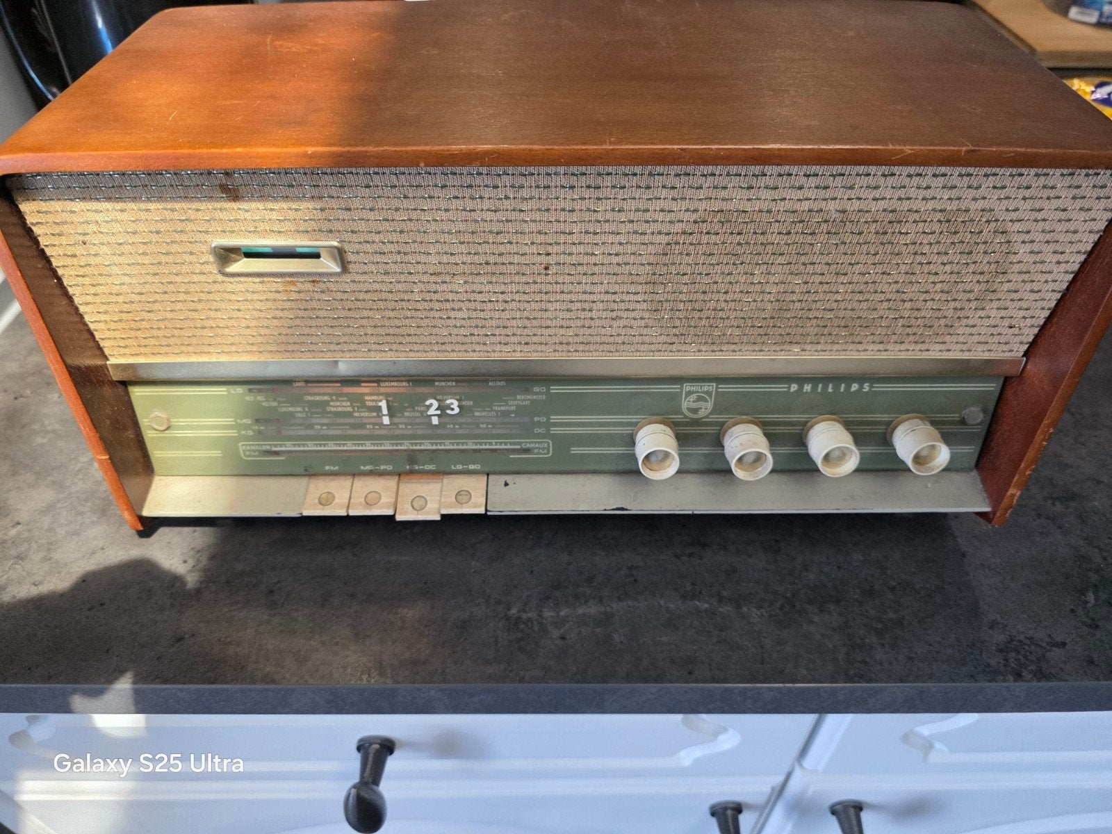 ​Vintage Philips Buizenradio Jaren '50, Ophalen
