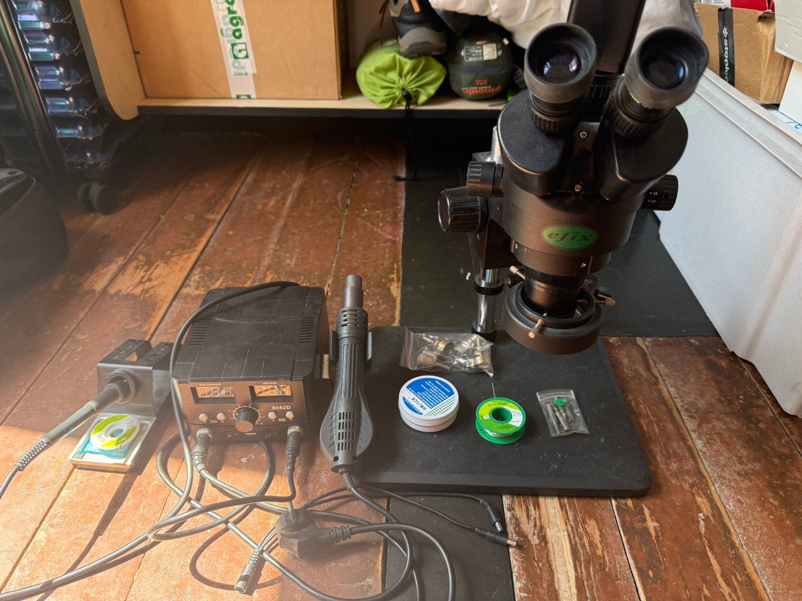 Trinoculaire microscoop met camera + soldeerstation, Ophalen, Zo goed als nieuw