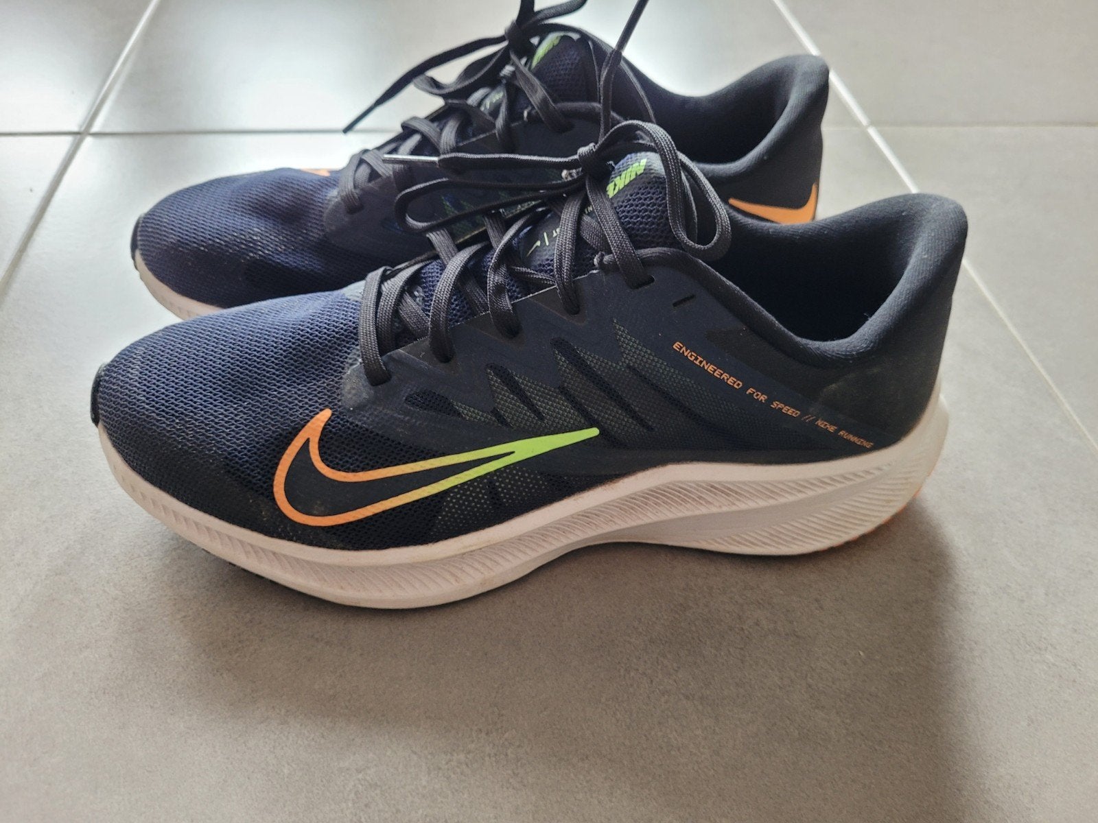Nike running sportschoenen maat 41, Sport en Fitness, Ophalen of Verzenden, Zo goed als nieuw, Hardlopen, Hardloopschoenen