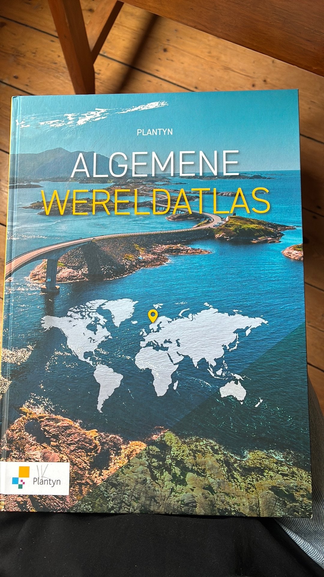 Algemene Wereldatlas 2022, Boeken, Ophalen of Verzenden, Etienne Van Hecke; Dirk Vanderhallen; Gert Verstraeten