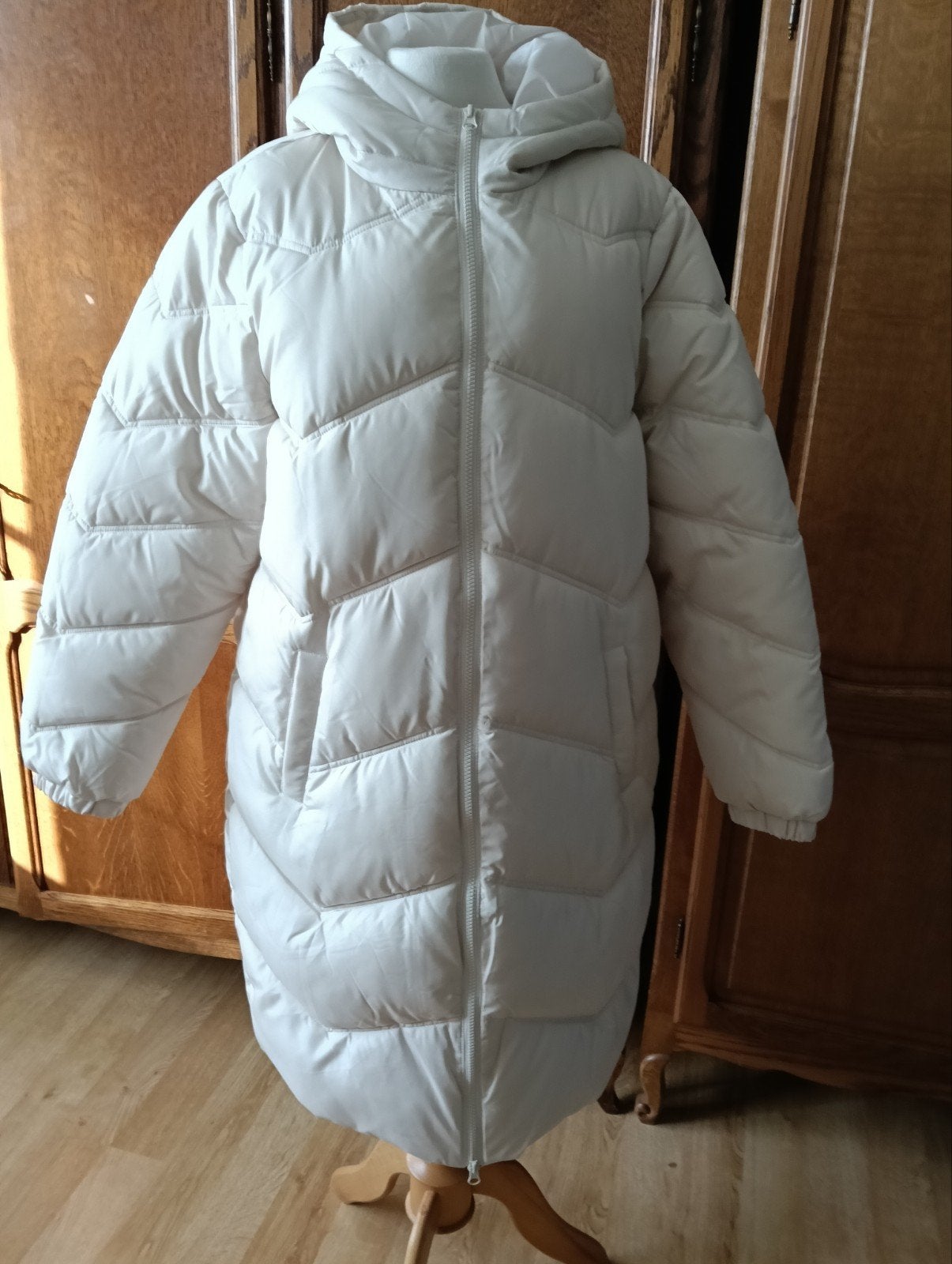 Lange warme jas, Kleding | Dames, Beige, Maat 46/48 (XL) of groter, Nieuw, Ophalen of Verzenden