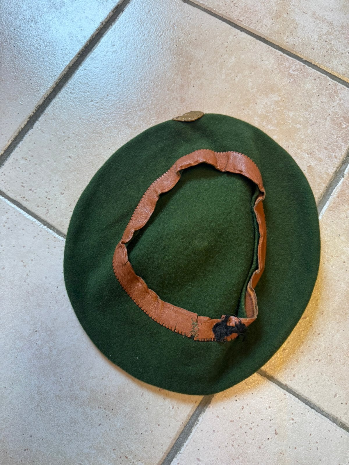Chapeau de chasseur des Ardennes, Enlèvement ou Envoi