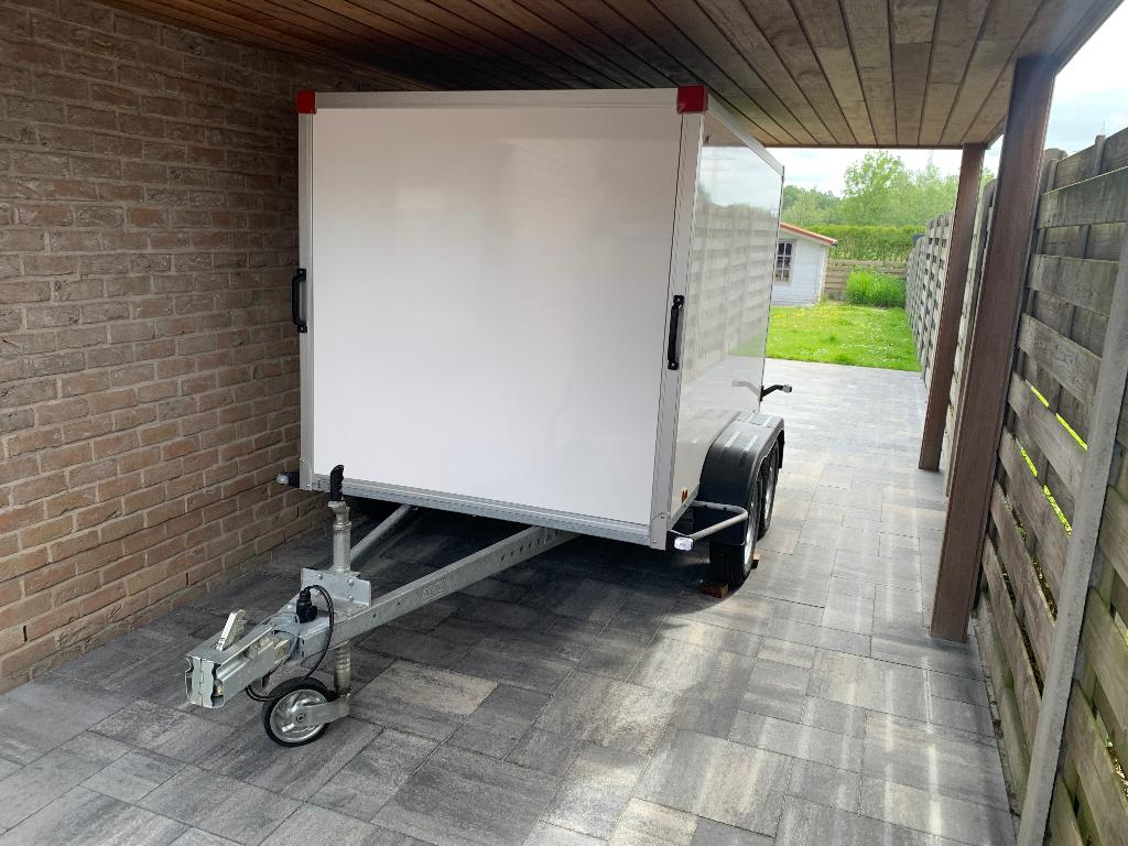 Gesloten aanhangwagen met dubbele as Power trailer, Auto diversen, Aanhangers en Bagagewagens, Ophalen, Zo goed als nieuw