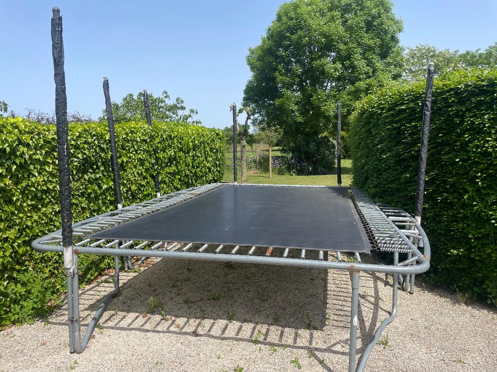 Trampoline, Ophalen, Gebruikt