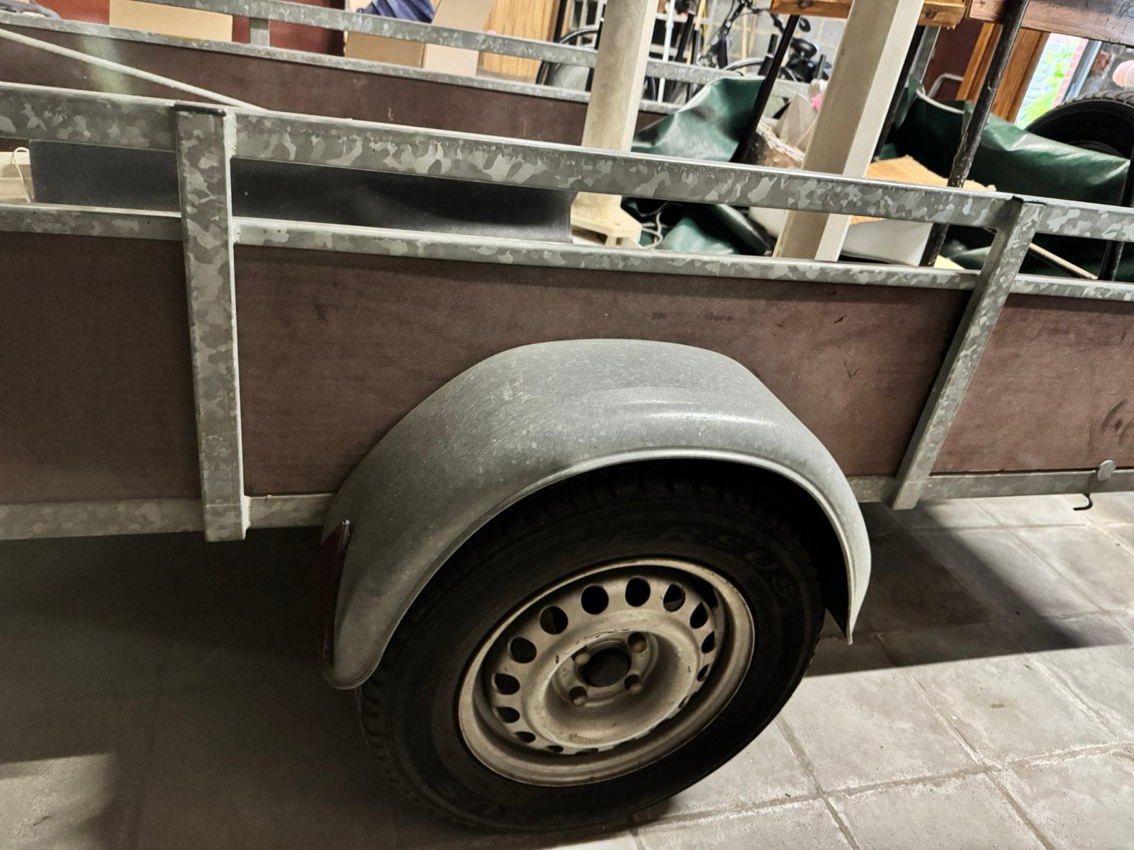Stevige aanhangwagen/ remorque voor tuin- en kluswerken, Enlèvement, Comme neuf