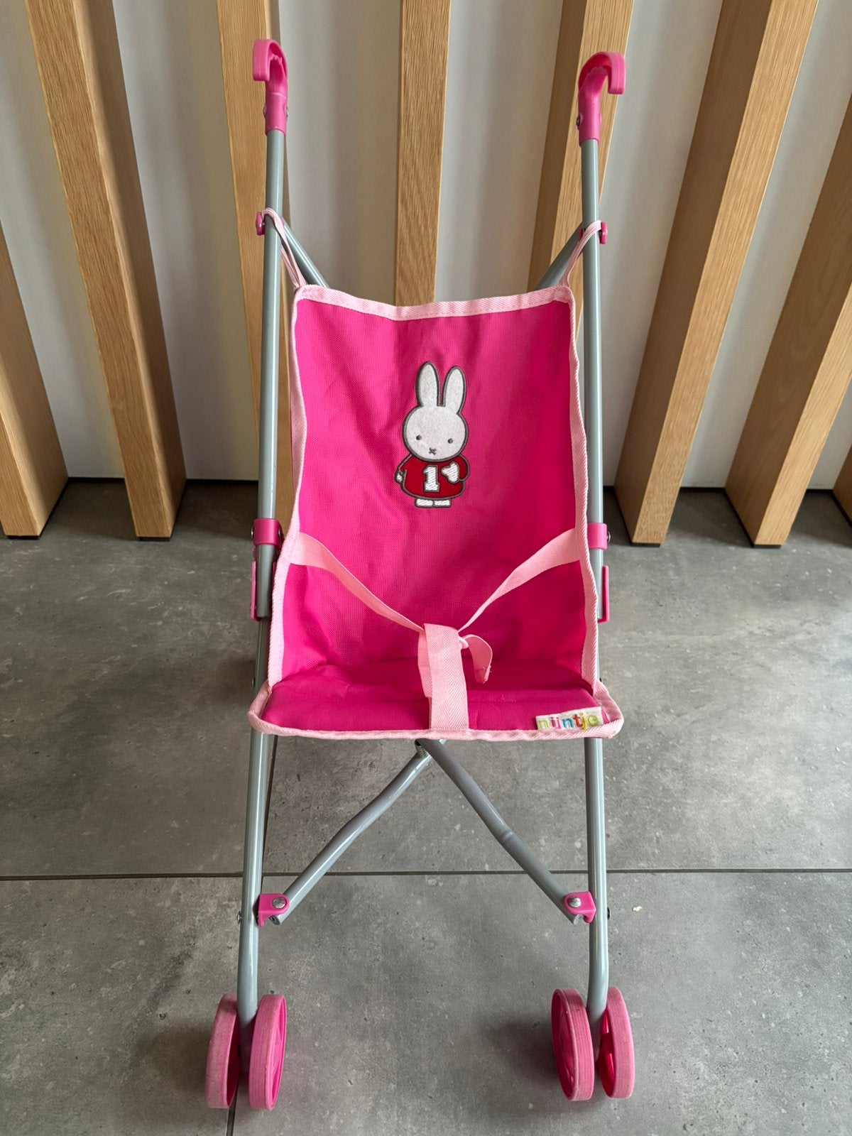 Nijntje opvouwbare buggy poppen, Ophalen, Zo goed als nieuw
