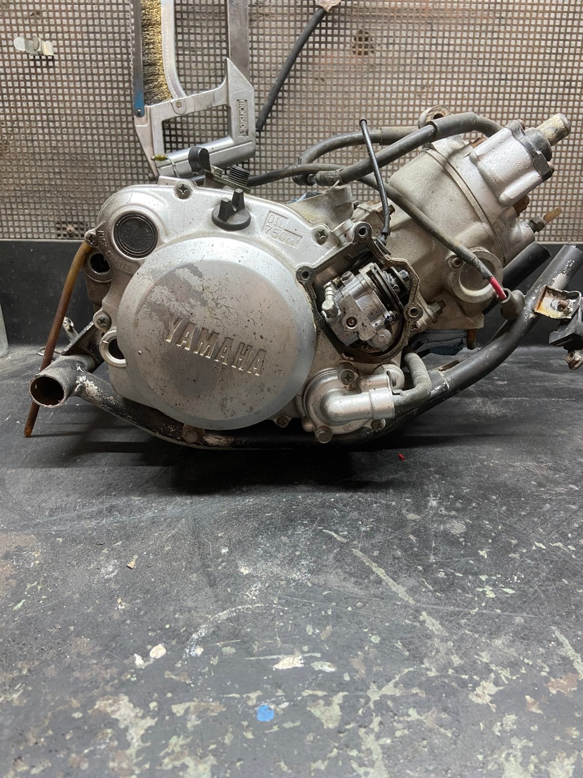 Yamaha DT125r motorblok, Ophalen