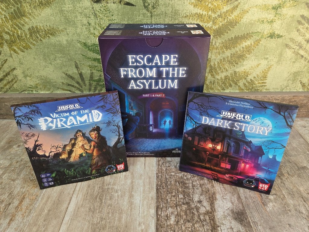 Escape from the Asylum & Unfold (escape game), Een of twee spelers, Ophalen of Verzenden, Zo goed als nieuw, Red Cat Games