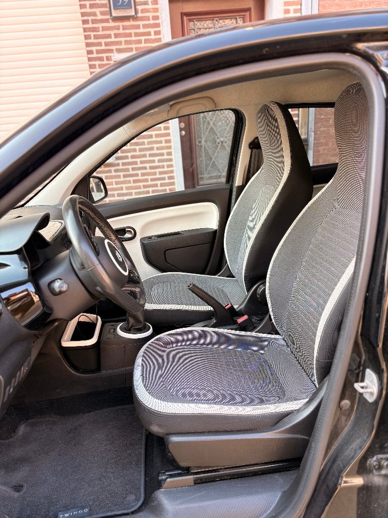Renault Twingo Limited 2017 – De ideale eerste wagen!, Autos, Euro 6, Boîte manuelle, Noir, 5 portes