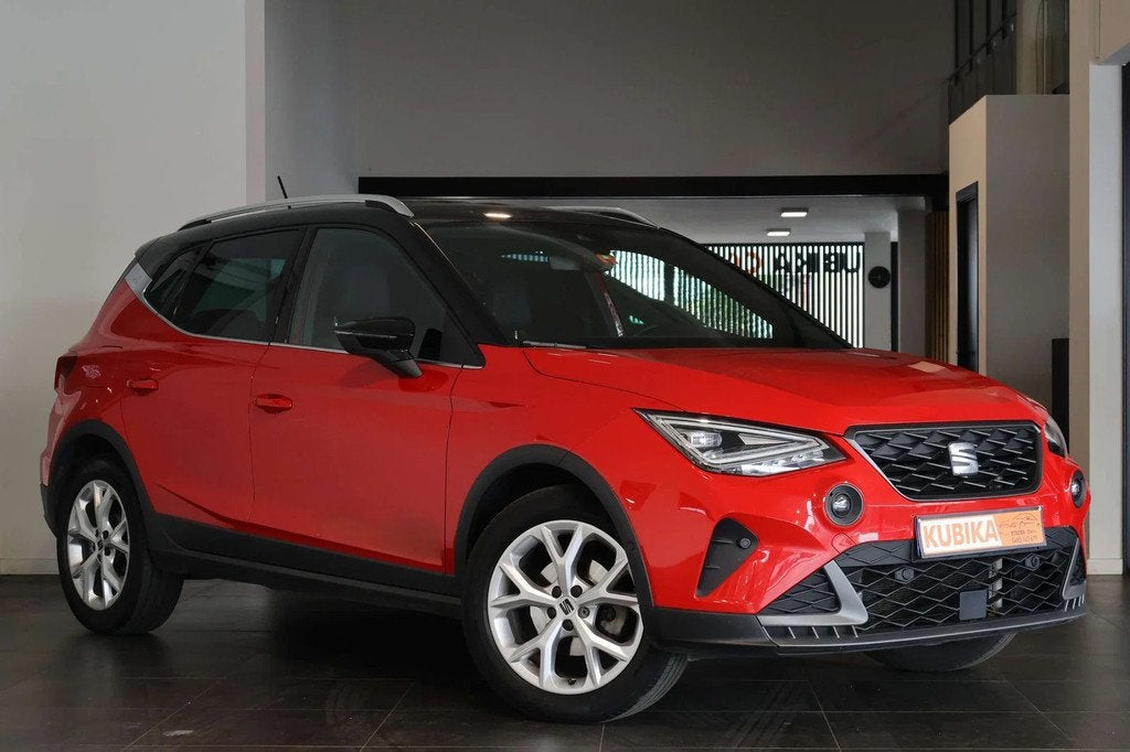 SEAT Arona Arona 1.0 TSI FR Edition ZetelV Camera LijnA BTW*, Auto's, Gebruikt, 109 g/km, 5 deurs, 3 cilinders