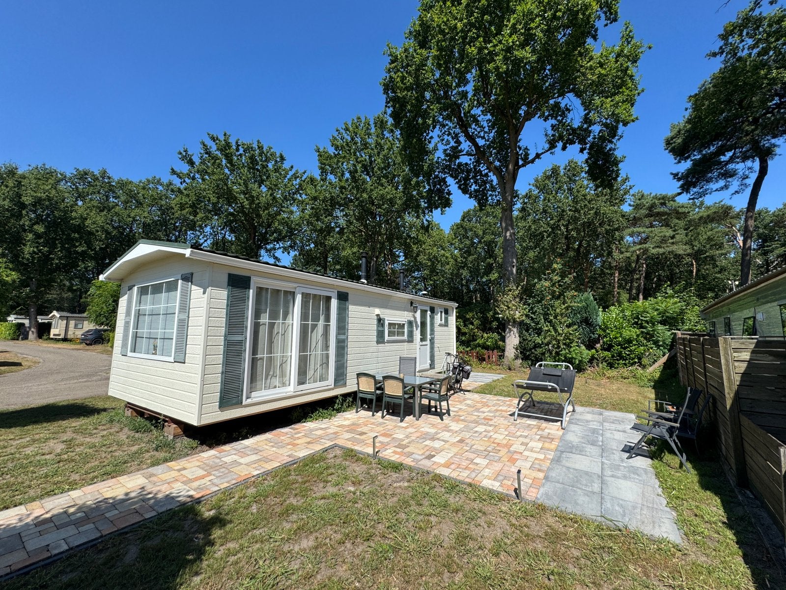 Chalet op boscamping! Vlakbij Breda in NL, Tot en met 4