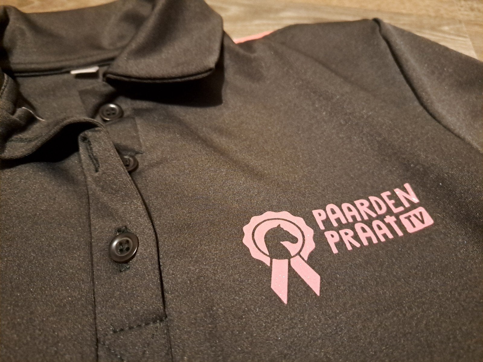 Mooie donkergrijze polo t-shirt , maat 152, Ophalen, Kinderen, Zo goed als nieuw, Epplejeck