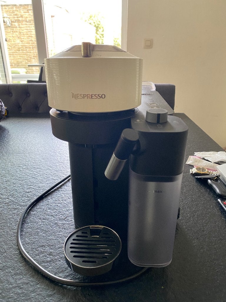 Nespresso koffie machine, Enlèvement, Comme neuf, Cafetière