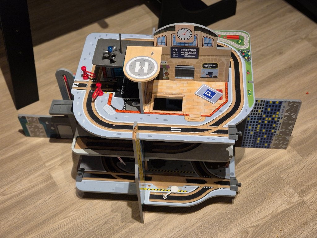 HAPE - Houten treinspoor - Spoorweg - Multilevel, Kinderen en Baby's, Ophalen, Gebruikt, Rij- of Hobbelspeelgoed