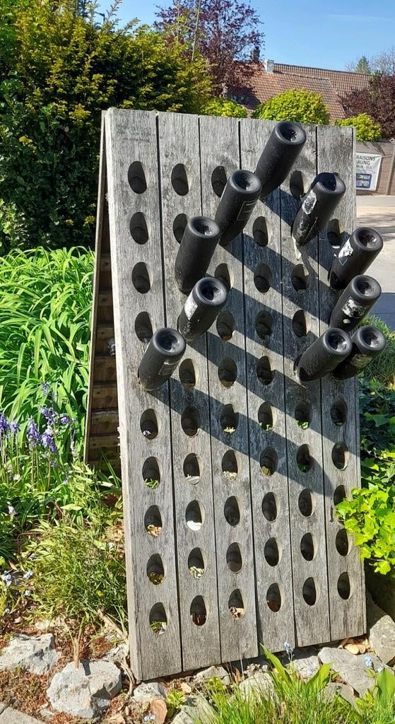 Wijn / champagne rek origineel voor 120 flessen., Ophalen